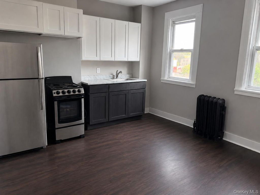 48 Cannon Street 7, Poughkeepsie, NY 12601