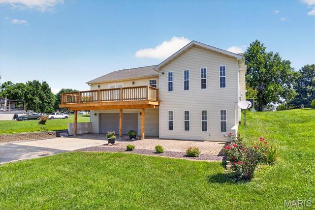 216 WOODLAND Drive, Edwardsville, IL 62025
