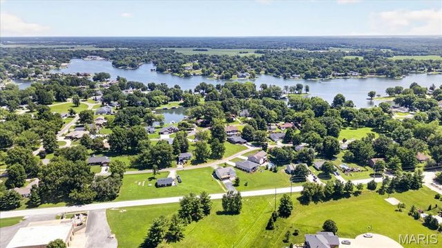 216 WOODLAND Drive, Edwardsville, IL 62025