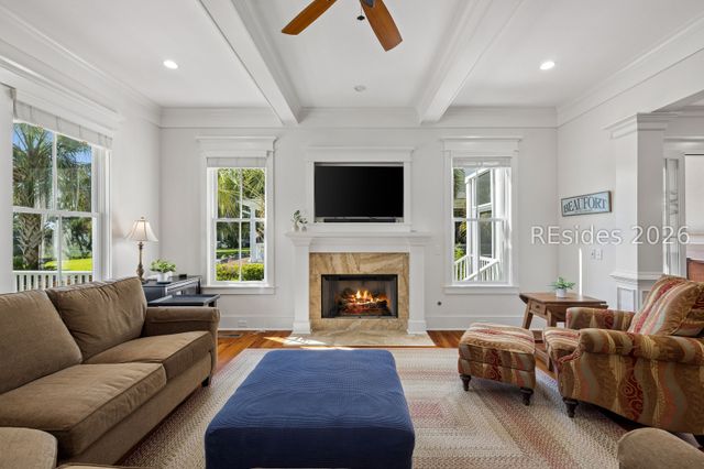 40 River Pl, Beaufort, SC 29906
