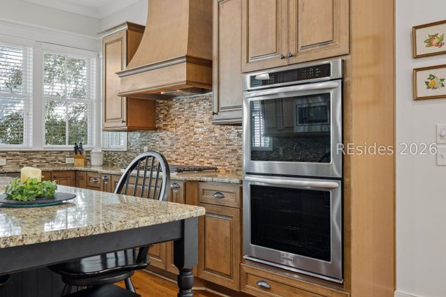 40 River Pl, Beaufort, SC 29906