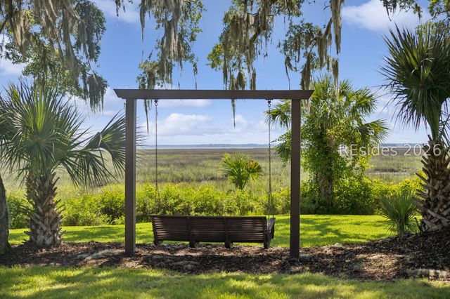 40 River Pl, Beaufort, SC 29906