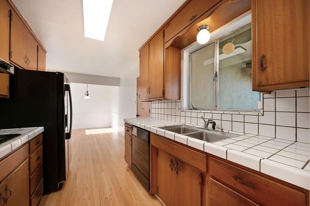 4636 Goya Pkwy, Sacramento, CA 95823