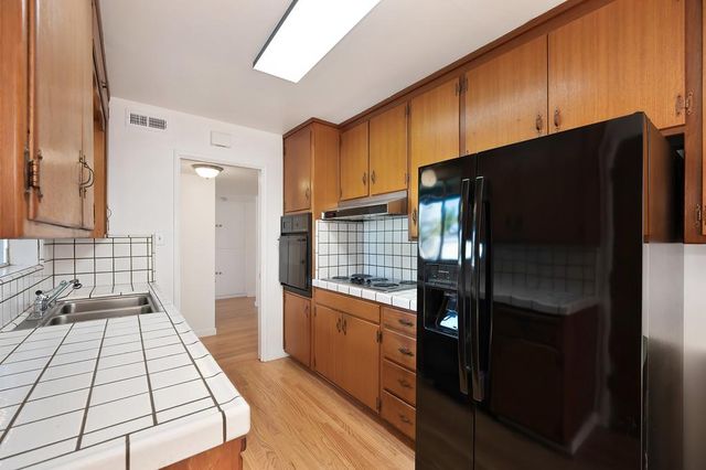 4636 Goya Pkwy, Sacramento, CA 95823