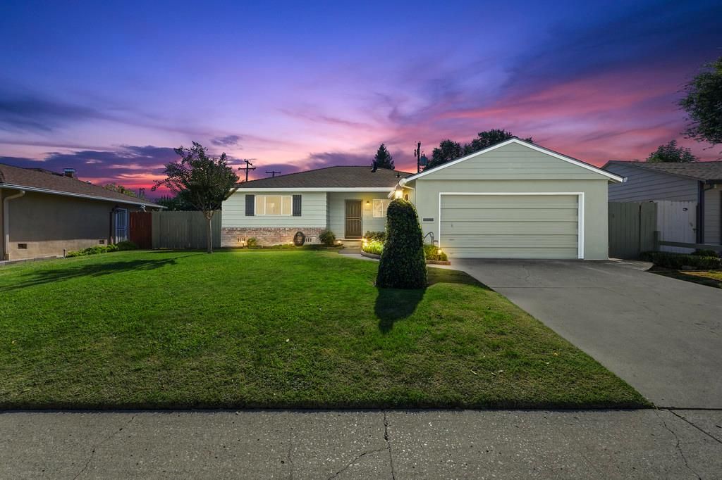 4636 Goya Pkwy, Sacramento, CA 95823