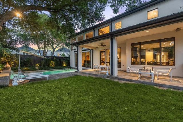 2409 Maconda Lane, Houston, TX 77027