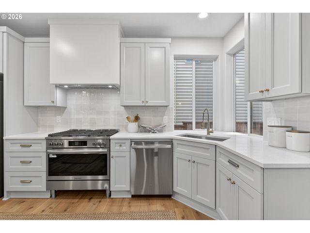 12212 Sw QUAIL CREEK Ln, Portland, OR 97223