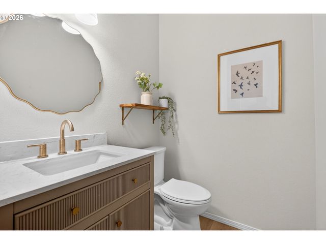 12212 Sw QUAIL CREEK Ln, Portland, OR 97223