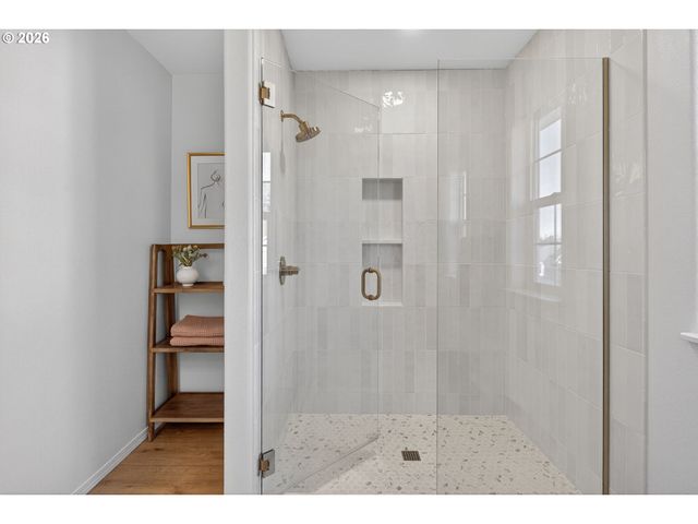 12212 Sw QUAIL CREEK Ln, Portland, OR 97223