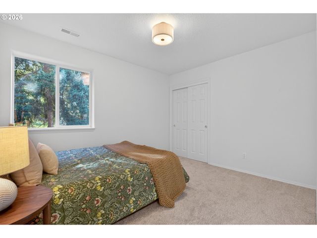 12212 Sw QUAIL CREEK Ln, Portland, OR 97223