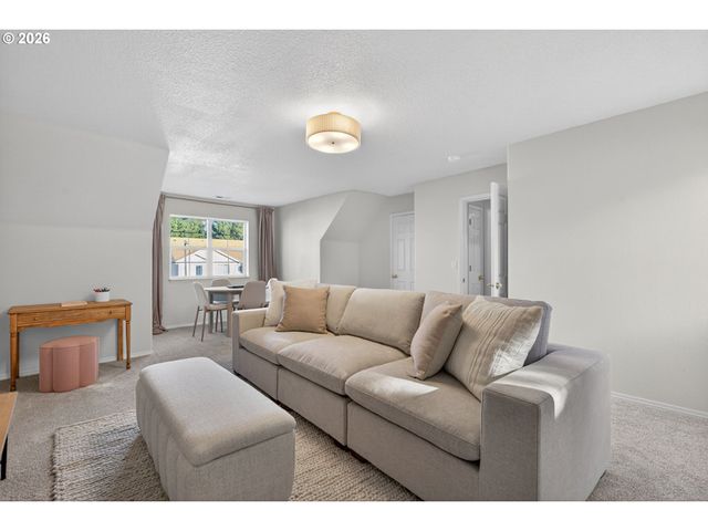 12212 Sw QUAIL CREEK Ln, Portland, OR 97223