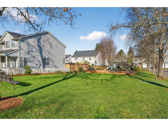 12212 Sw QUAIL CREEK Ln, Portland, OR 97223