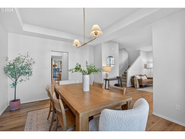 12212 Sw QUAIL CREEK Ln, Portland, OR 97223