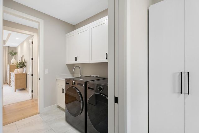 10149 Upper 196th Way W, Lakeville, MN 55044