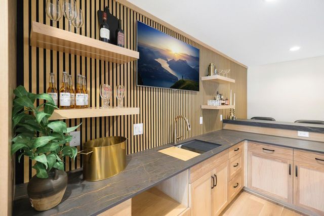 10149 Upper 196th Way W, Lakeville, MN 55044