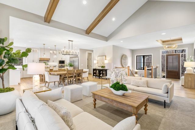 10149 Upper 196th Way W, Lakeville, MN 55044