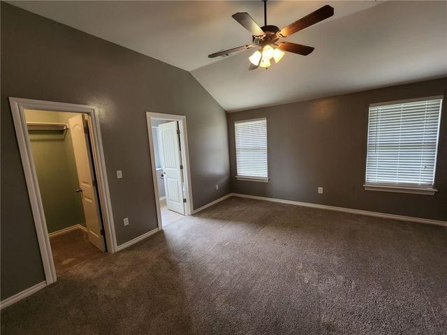 10716 SW 32nd Street, Yukon, OK 73099