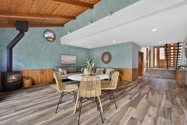 315 Mccormick Avenue, Capitola, CA 95010