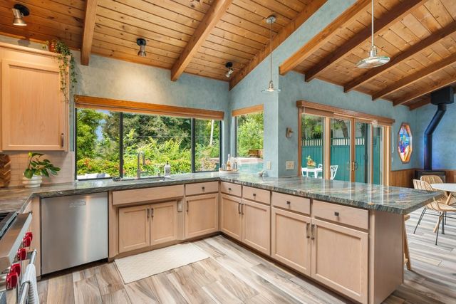 315 Mccormick Avenue, Capitola, CA 95010