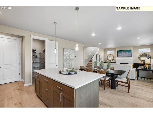 608 N 88TH Dr 235, Ridgefield, WA 98642