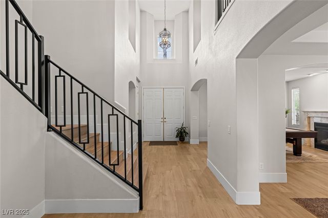 700 Pinnacle Heights Lane, Las Vegas, NV 89144