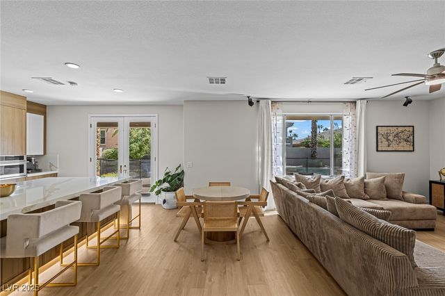 700 Pinnacle Heights Lane, Las Vegas, NV 89144