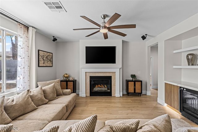 700 Pinnacle Heights Lane, Las Vegas, NV 89144