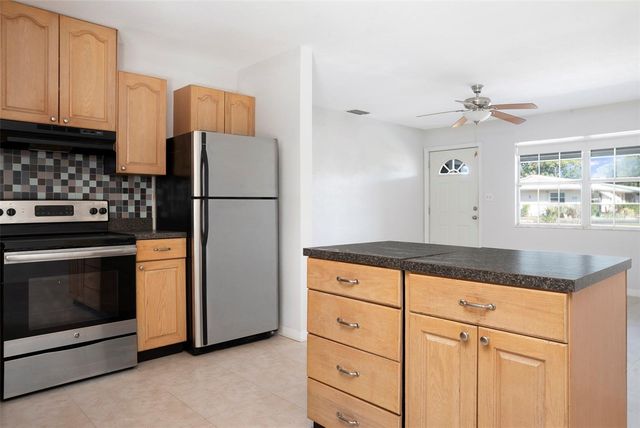 4750 68TH STREET N, St Petersburg, FL 33709