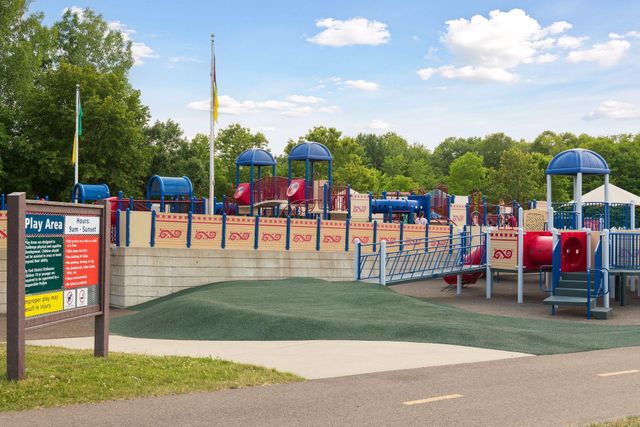 3758 Woodland Cove Parkway, Minnetrista, MN 55331