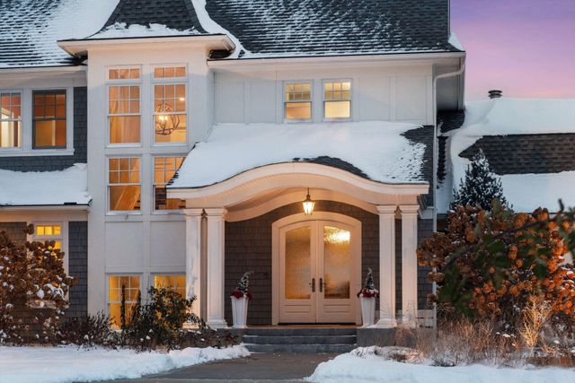 3758 Woodland Cove Parkway, Minnetrista, MN 55331