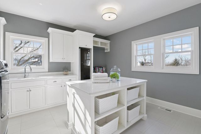 3758 Woodland Cove Parkway, Minnetrista, MN 55331