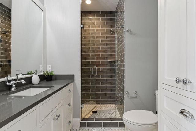 3758 Woodland Cove Parkway, Minnetrista, MN 55331