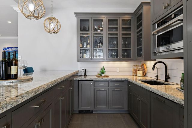 3758 Woodland Cove Parkway, Minnetrista, MN 55331