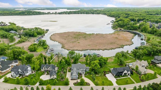 3758 Woodland Cove Parkway, Minnetrista, MN 55331