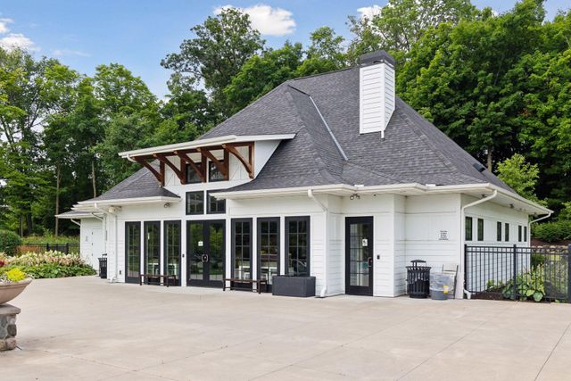 3758 Woodland Cove Parkway, Minnetrista, MN 55331