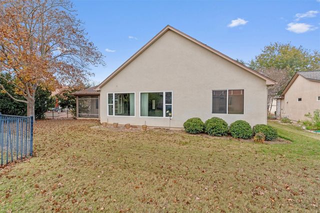 122 Nolan DR, Georgetown, TX 78633