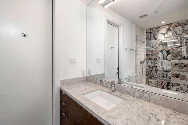 8317 Hunters Creek Drive, Hunters Creek Village, TX 77024