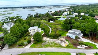 9810 Clarendon Drive, Emerald Isle, NC 28594