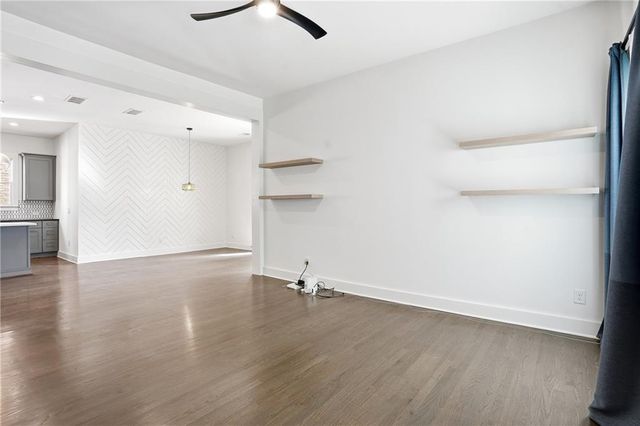 1025 Oak SW Street, Atlanta, GA 30310