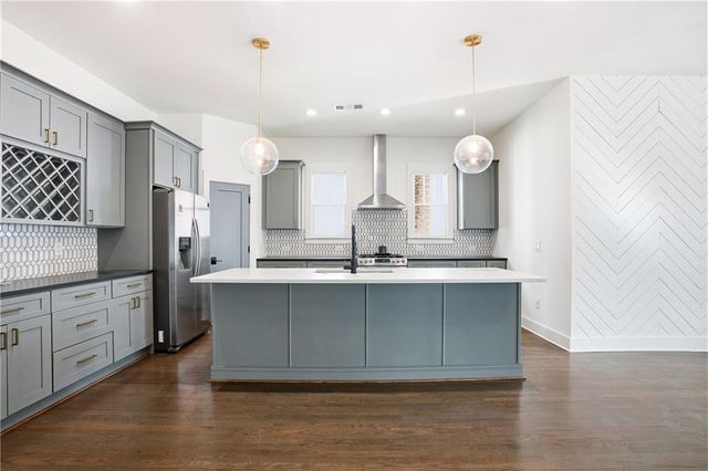 1025 Oak SW Street, Atlanta, GA 30310