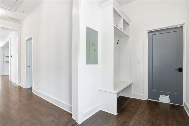 1025 Oak SW Street, Atlanta, GA 30310