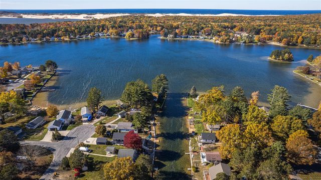 1913 White Birch Court, Mears, MI 49436