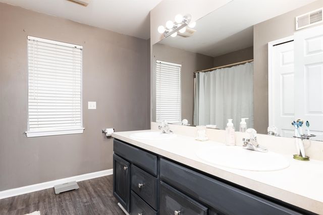7320 Jeffrey Court, Linden, MI 48451
