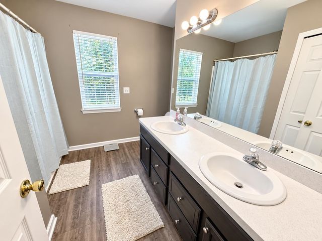 7320 Jeffrey Court, Linden, MI 48451