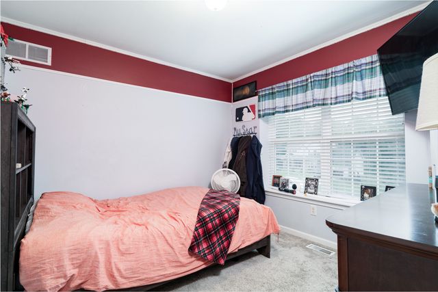 7320 Jeffrey Court, Linden, MI 48451