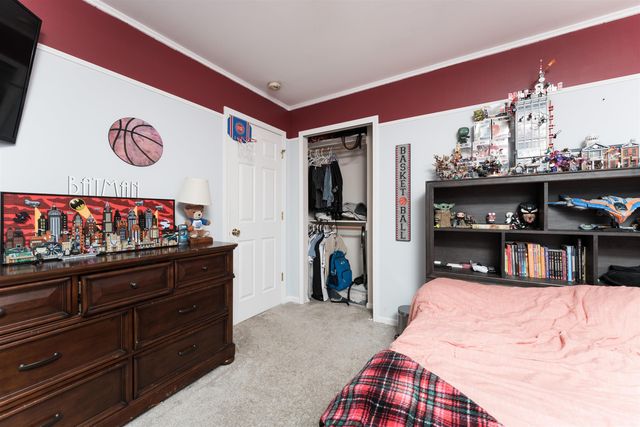 7320 Jeffrey Court, Linden, MI 48451