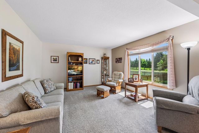 10805 99th Place N, Maple Grove, MN 55369