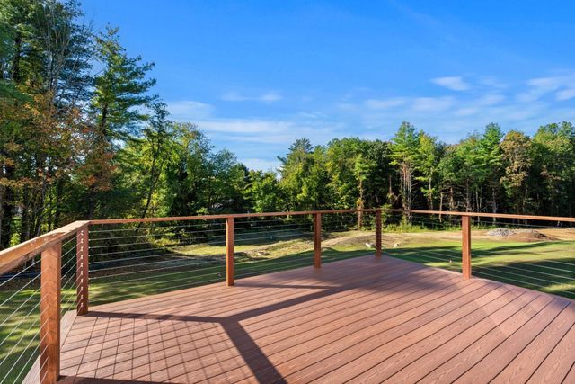 Lot 1 Lukes Way, Plaistow, NH 03865