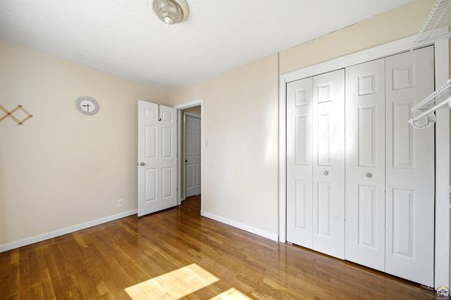 4751 SW 17th TER, Topeka, KS 66604