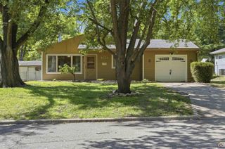 4751 SW 17th TER, Topeka, KS 66604